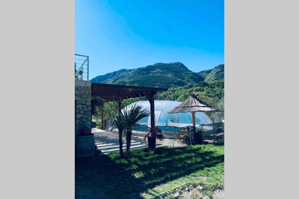 Petit 2P au coeur des montagnes avec spa Puget-Théniers Extérieur photo